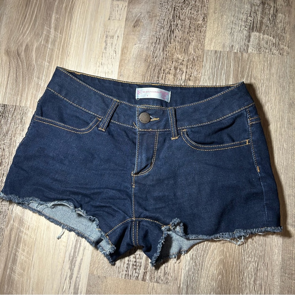 No Boundaries Blue Jean Shorts Frayed Hem Size 5